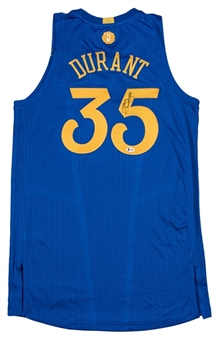 2016-17 Kevin Durant Game Issued and Signed Golden State Warriors Christmas Day Jersey (Beckett) 